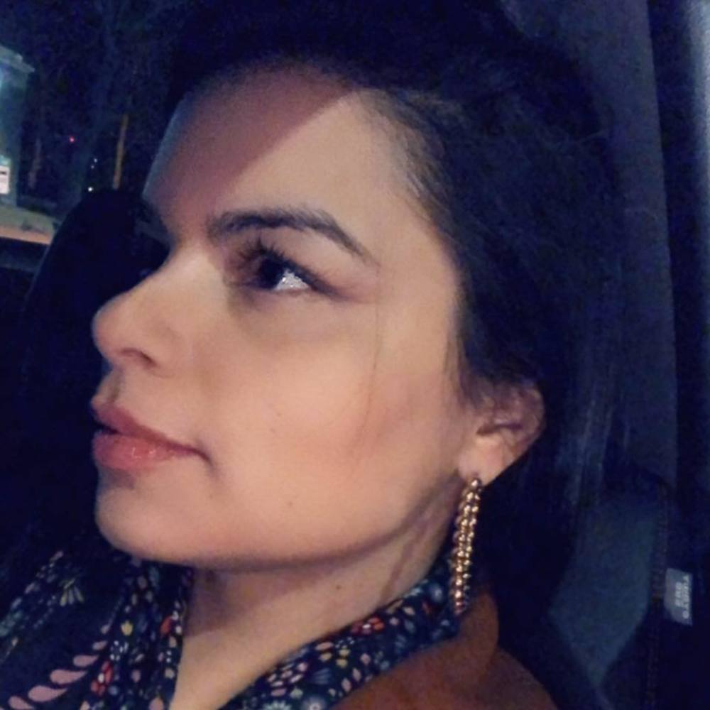 Meet your Posher, Debbie